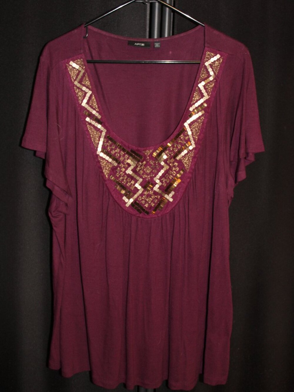 APT 9 Knit Blouse Women’s 2X Burgundy *Gold* Sequin Accent Flowy Soft Knit